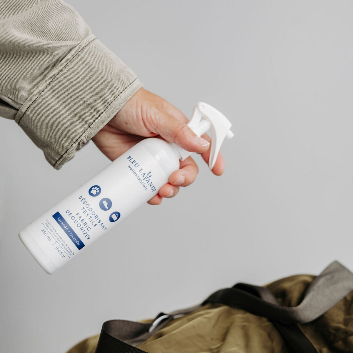Désodorisant pour chaussures, sac et textiles d'animaux